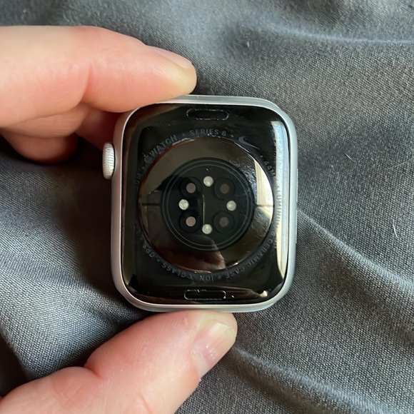 Apple Watch 6 Nike GPS + Cell - Picture 7 of 9